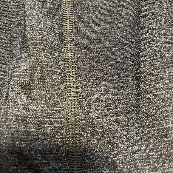 Lululemon Back on Track Tank - Black - Size 6 - Picture 7 of 10